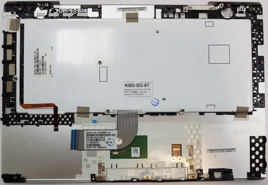 Клавиатура для ноутбука Sony Vaio VPC-SB, VPC-SD серебряная, с подсветкой, верхняя панель в сборе