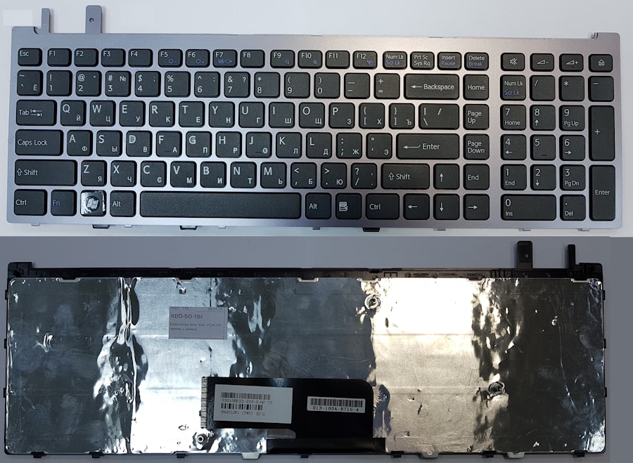 Клавиатура для ноутбука Sony Vaio VGN-AW черная, с рамкой