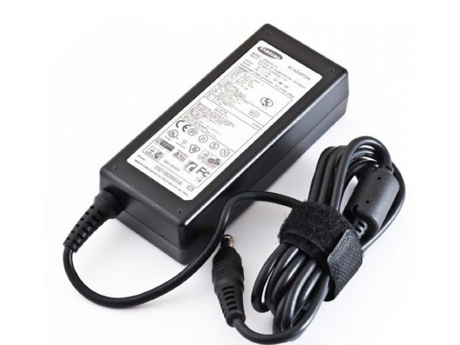 Блок питания (зарядное) Samsung 14V, 3A, 6.5x4.4мм с иглой, 42W, без сетевого кабеля, ORG