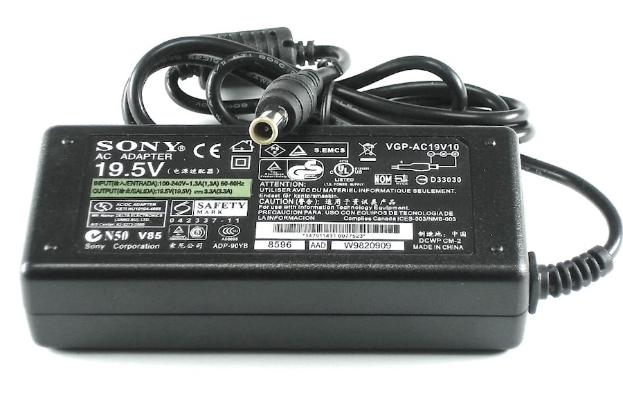 Блок питания (зарядное) Sony 19.5V, 3.3A, 6.5x4.4мм с иглой, 65W, без сетевого кабеля, ORG
