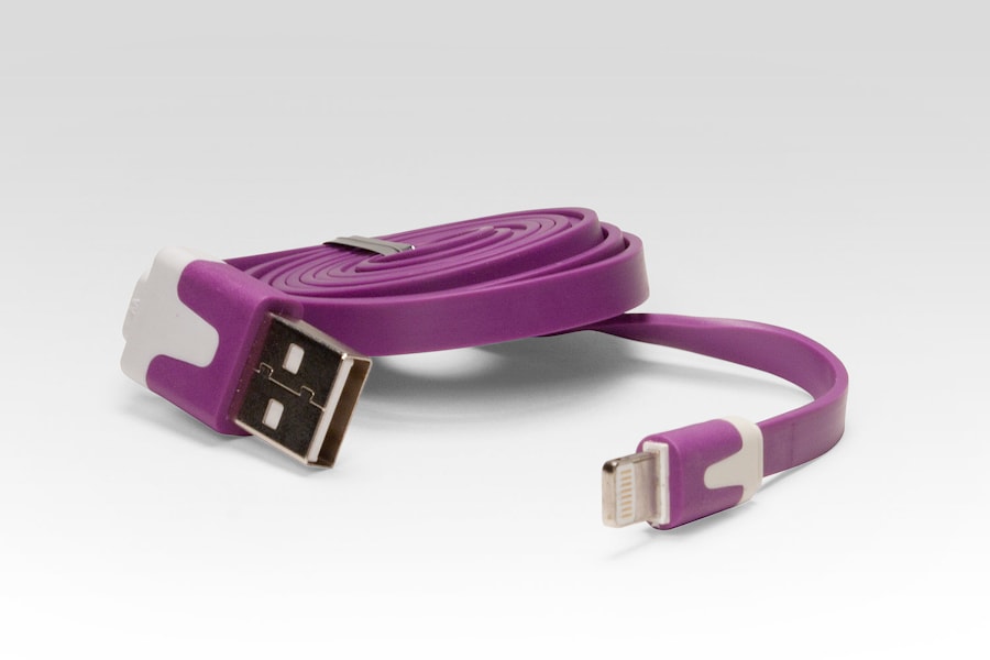 Кабель цветной Lightning для подключения к USB Apple iPhone X, iPhone 8 Plus, iPhone 7 Plus, iPhone 6 Plus, iPad. MD818ZM/A, MD819ZM/A. Фиолетовый.