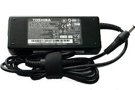 Блок питания (зарядное) Toshiba 5.5x2.5мм, 75W (19V, 3.95A) без сетевого кабеля