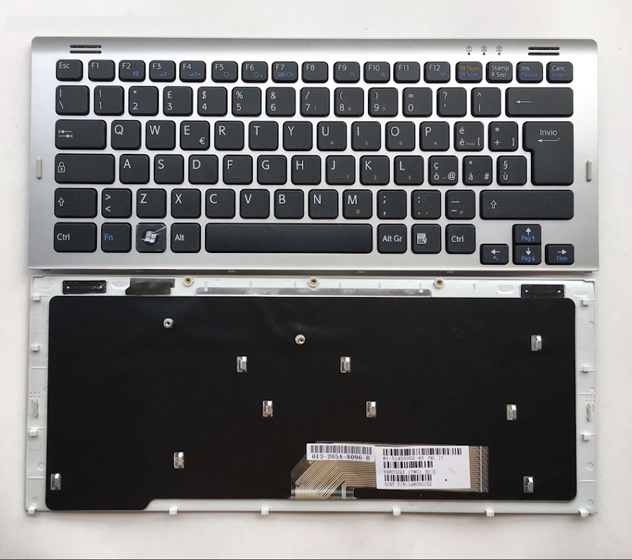 Клавиатура для ноутбука Sony Vaio VGN-SR черная, с серебряной рамкой