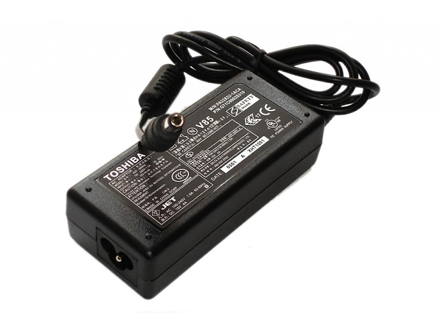 Блок питания (зарядное) Toshiba 6.3x3.0мм, 60W (15V, 4A) без сетевого кабеля