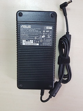 Блок питания (зарядное) Asus 6.0x3.7мм, 230W (19.5V, 11.8A), без сетевого кабеля (тип подключения - трапеция), ORG