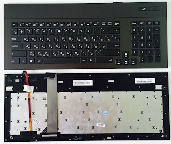 Клавиатура Asus G74 черная, с рамкой, с подсветкой