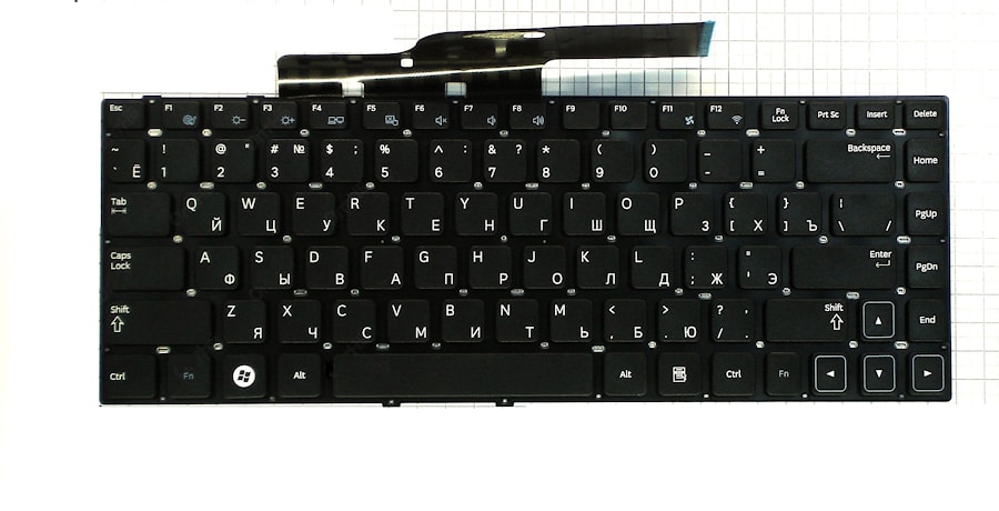 Клавиатура для ноутбука Samsung NP300E4A черная, без рамки