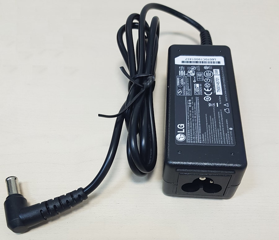 Блок питания (зарядное) для монитора LCD 6.5x4.4мм, 12V, 3A, 36W без сетевого кабеля (LG brand)
